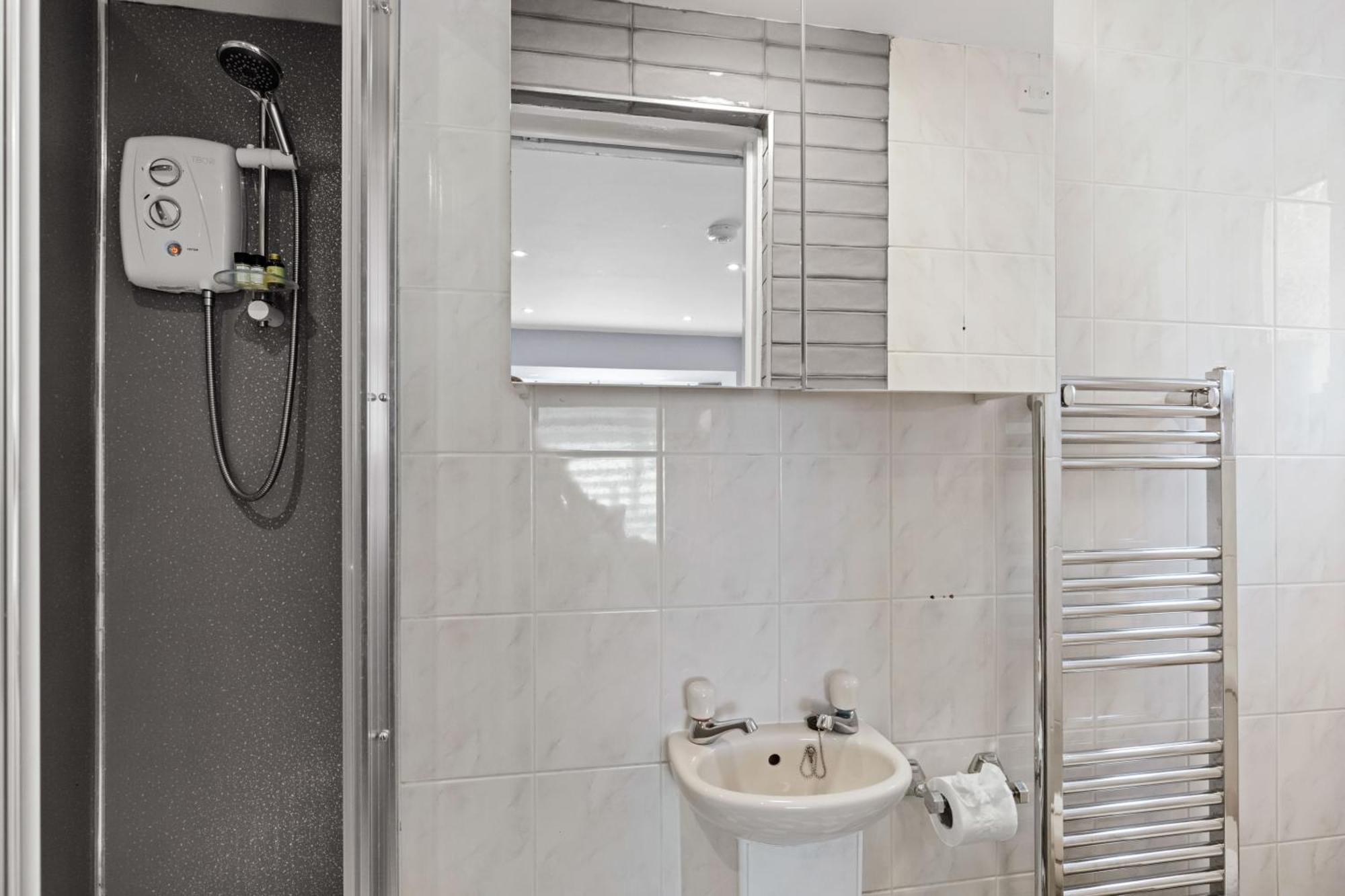 Rottingdean Boutique Studio Apartment By The Sea ブライトン エクステリア 写真